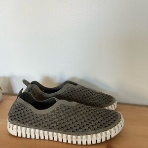 Stylish Gray Slip-On Shoes